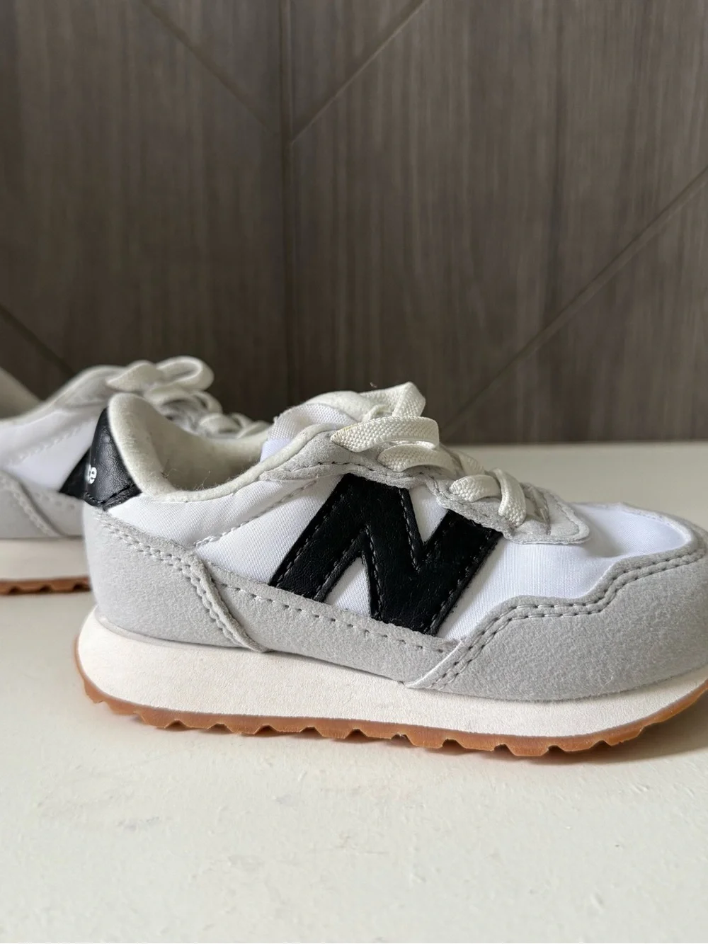 New Balance 237 Toddler White & Gray Sneakers with Black Accent - Picture 1 of 5